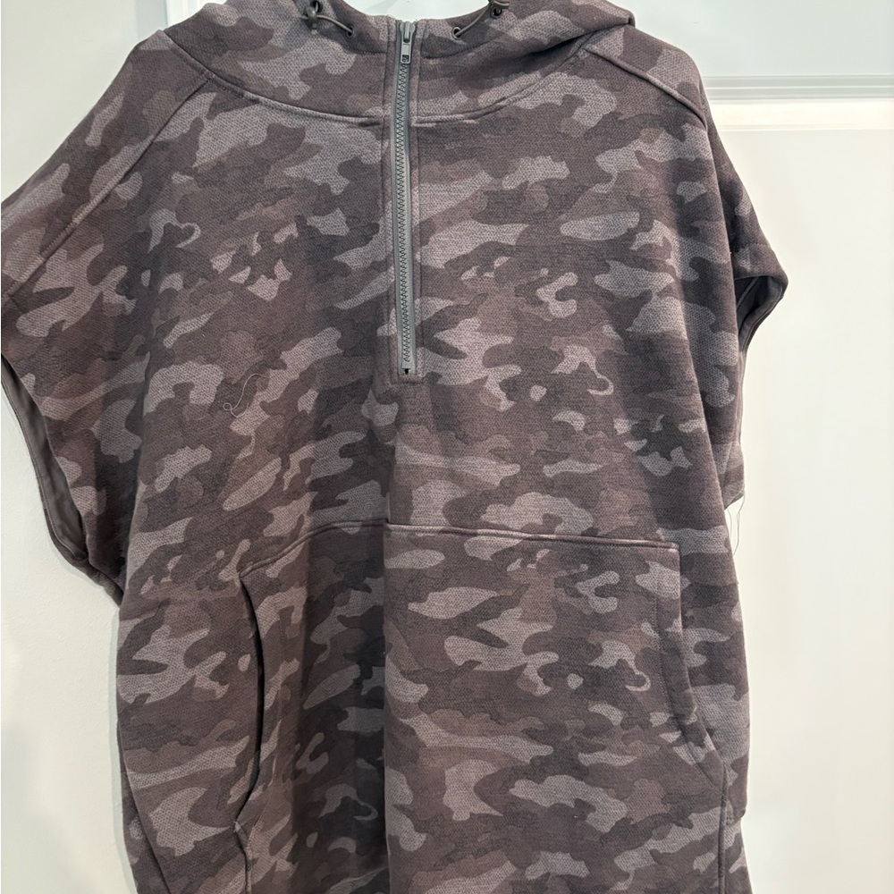 3XL Women’s Monob Camouflage Hooded Poncho